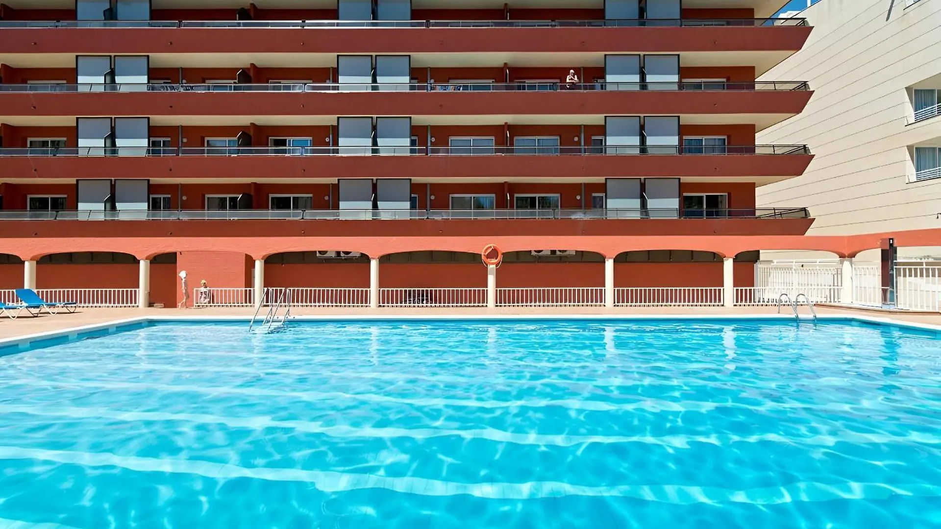 Primera línea y vistas al mar con piscina *M* L'Estartit 0*,  España